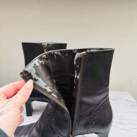 Sudini Black Leather Above Ankle Heel Booties Women’s Size 6 - Picture 9 of 11